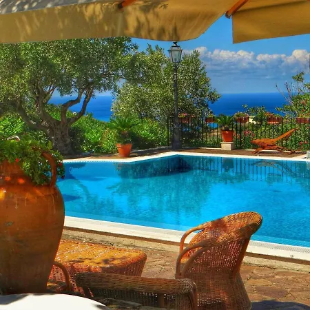 فندق مبيت وإفطار Amalia Srls