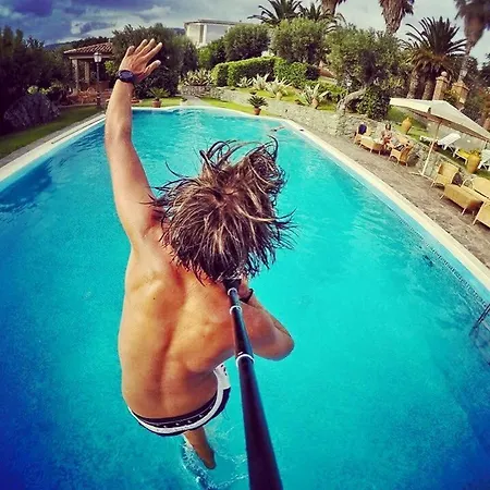 Amalia Srls غيزيريا