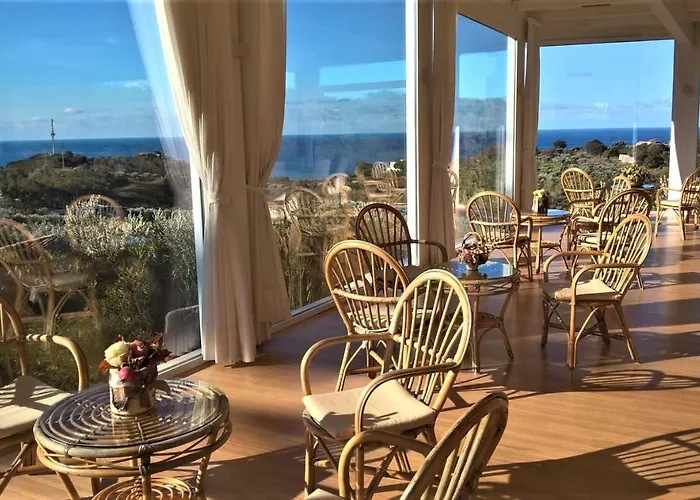 Amalia Srls לינה וארוחת בוקר 3*