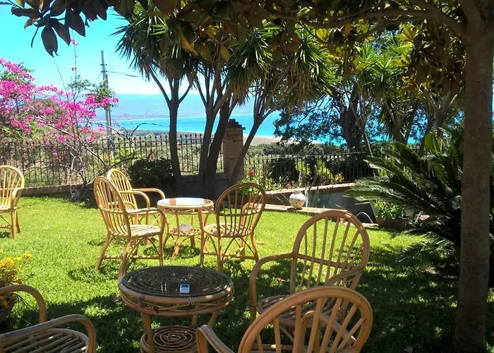 לינה וארוחת בוקר Amalia Srls